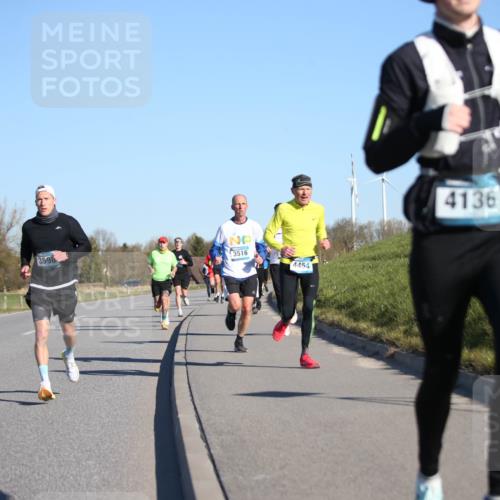 06.04.2025 - 44. Internationalen Wilhelmsburger Insellauf Jannik Wohlers http://msf.ph/oto/7609318 06.04.2025 09:23:21 Laufen 3598, 3516, 4454, 4136 meine-sportfotos.de