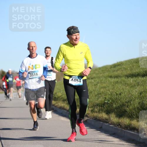 06.04.2025 - 44. Internationalen Wilhelmsburger Insellauf Jannik Wohlers http://msf.ph/oto/7609331 06.04.2025 09:23:22 Laufen 3516, 50, 4454 meine-sportfotos.de
