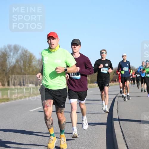 06.04.2025 - 44. Internationalen Wilhelmsburger Insellauf Jannik Wohlers http://msf.ph/oto/7609356 06.04.2025 09:23:26 Laufen 3486, 5193, 3284, 3792 meine-sportfotos.de