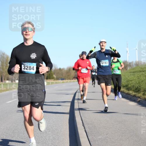 06.04.2025 - 44. Internationalen Wilhelmsburger Insellauf Jannik Wohlers http://msf.ph/oto/7609395 06.04.2025 09:23:29 Laufen 3284, 3550, 5193, 4615 meine-sportfotos.de