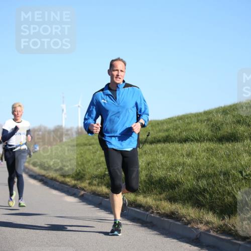 06.04.2025 - 44. Internationalen Wilhelmsburger Insellauf Jannik Wohlers http://msf.ph/oto/7609473 06.04.2025 09:23:33 Laufen  meine-sportfotos.de