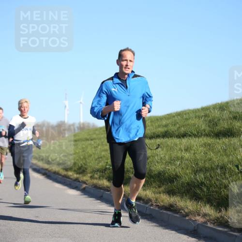 06.04.2025 - 44. Internationalen Wilhelmsburger Insellauf Jannik Wohlers http://msf.ph/oto/7609476 06.04.2025 09:23:33 Laufen  meine-sportfotos.de