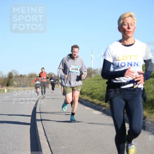 06.04.2025 - 44. Internationalen Wilhelmsburger Insellauf Jannik Wohlers http://msf.ph/oto/7609480 06.04.2025 09:23:35 Laufen 3099 meine-sportfotos.de