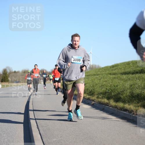 06.04.2025 - 44. Internationalen Wilhelmsburger Insellauf Jannik Wohlers http://msf.ph/oto/7609486 06.04.2025 09:23:35 Laufen 3099 meine-sportfotos.de