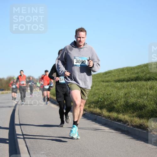06.04.2025 - 44. Internationalen Wilhelmsburger Insellauf Jannik Wohlers http://msf.ph/oto/7609492 06.04.2025 09:23:36 Laufen 318, 3099 meine-sportfotos.de