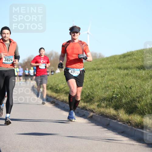 06.04.2025 - 44. Internationalen Wilhelmsburger Insellauf Jannik Wohlers http://msf.ph/oto/7609521 06.04.2025 09:23:39 Laufen 3884, 3824, 3049, 4305 meine-sportfotos.de