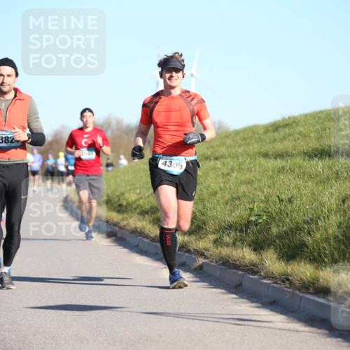 06.04.2025 - 44. Internationalen Wilhelmsburger Insellauf Jannik Wohlers http://msf.ph/oto/7609525 06.04.2025 09:23:39 Laufen 388, 382, 3049, 4305, 14 meine-sportfotos.de