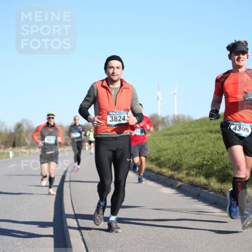 06.04.2025 - 44. Internationalen Wilhelmsburger Insellauf Jannik Wohlers http://msf.ph/oto/7609540 06.04.2025 09:23:40 Laufen 3884, 3824, 93, 304, 4305 meine-sportfotos.de