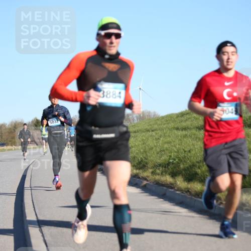 06.04.2025 - 44. Internationalen Wilhelmsburger Insellauf Jannik Wohlers http://msf.ph/oto/7609569 06.04.2025 09:23:43 Laufen 5032, 3884, 5049 meine-sportfotos.de