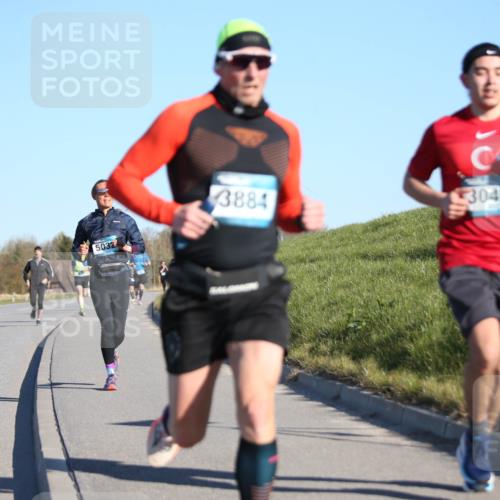 06.04.2025 - 44. Internationalen Wilhelmsburger Insellauf Jannik Wohlers http://msf.ph/oto/7609572 06.04.2025 09:23:43 Laufen 5032, 3884, 3049 meine-sportfotos.de