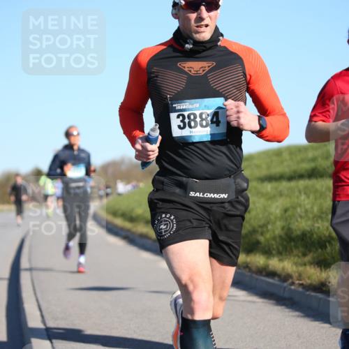 06.04.2025 - 44. Internationalen Wilhelmsburger Insellauf Jannik Wohlers http://msf.ph/oto/7609577 06.04.2025 09:23:43 Laufen 3884, 3049 meine-sportfotos.de
