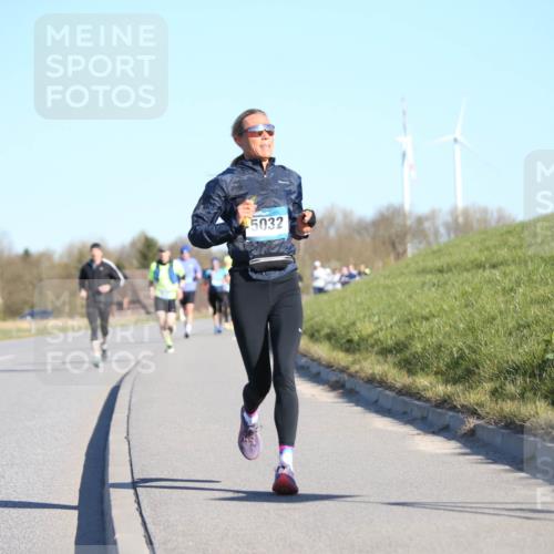 06.04.2025 - 44. Internationalen Wilhelmsburger Insellauf Jannik Wohlers http://msf.ph/oto/7609581 06.04.2025 09:23:44 Laufen 5032 meine-sportfotos.de