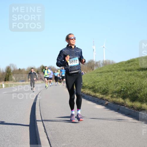 06.04.2025 - 44. Internationalen Wilhelmsburger Insellauf Jannik Wohlers http://msf.ph/oto/7609597 06.04.2025 09:23:44 Laufen 5032 meine-sportfotos.de