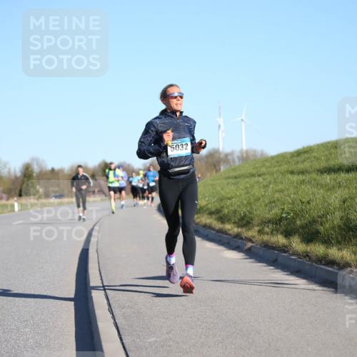 06.04.2025 - 44. Internationalen Wilhelmsburger Insellauf Jannik Wohlers http://msf.ph/oto/7609599 06.04.2025 09:23:44 Laufen 5032 meine-sportfotos.de