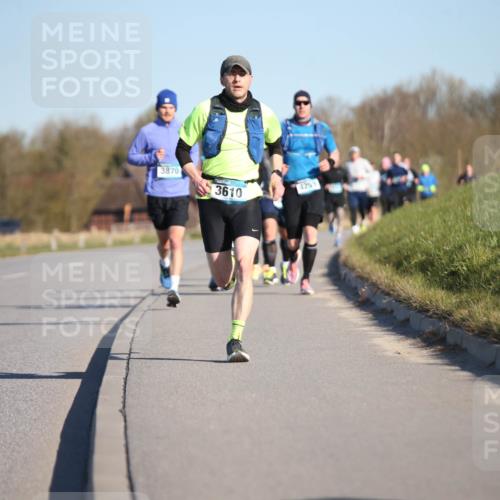 06.04.2025 - 44. Internationalen Wilhelmsburger Insellauf Jannik Wohlers http://msf.ph/oto/7609621 06.04.2025 09:23:49 Laufen 3870, 4259, 3610 meine-sportfotos.de
