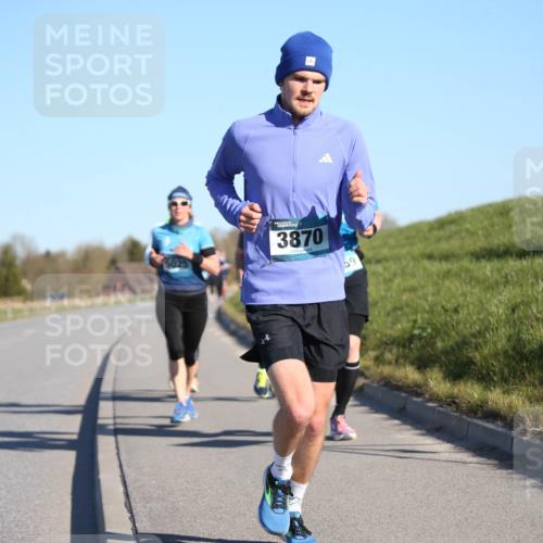 06.04.2025 - 44. Internationalen Wilhelmsburger Insellauf Jannik Wohlers http://msf.ph/oto/7609656 06.04.2025 09:23:56 Laufen 3870, 9 meine-sportfotos.de