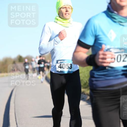 06.04.2025 - 44. Internationalen Wilhelmsburger Insellauf Jannik Wohlers http://msf.ph/oto/7609688 06.04.2025 09:23:58 Laufen 4053, 5026 meine-sportfotos.de