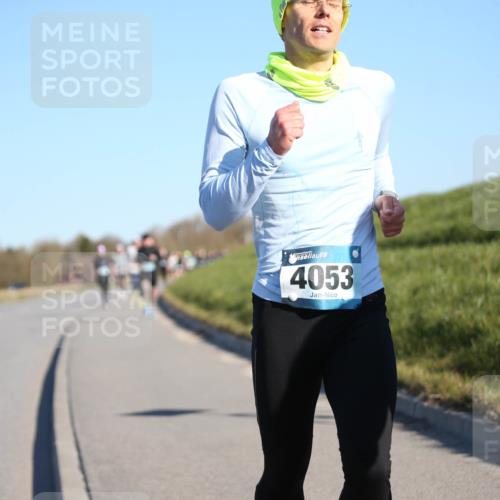 06.04.2025 - 44. Internationalen Wilhelmsburger Insellauf Jannik Wohlers http://msf.ph/oto/7609697 06.04.2025 09:23:59 Laufen 4053 meine-sportfotos.de