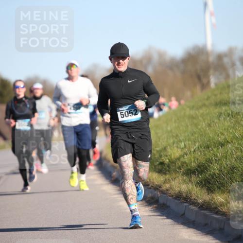 06.04.2025 - 44. Internationalen Wilhelmsburger Insellauf Jannik Wohlers http://msf.ph/oto/7609713 06.04.2025 09:24:02 Laufen 5052 meine-sportfotos.de