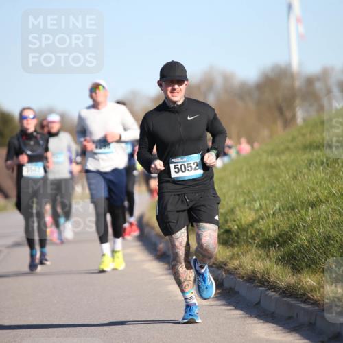 06.04.2025 - 44. Internationalen Wilhelmsburger Insellauf Jannik Wohlers http://msf.ph/oto/7609715 06.04.2025 09:24:02 Laufen 3542, 5052 meine-sportfotos.de