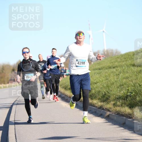 06.04.2025 - 44. Internationalen Wilhelmsburger Insellauf Jannik Wohlers http://msf.ph/oto/7609735 06.04.2025 09:24:07 Laufen 3562, 4298 meine-sportfotos.de
