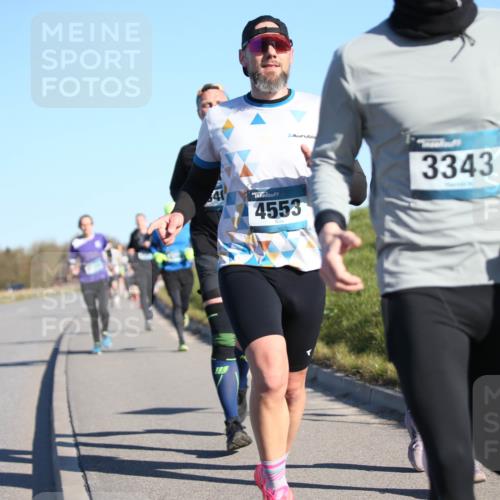 06.04.2025 - 44. Internationalen Wilhelmsburger Insellauf Jannik Wohlers http://msf.ph/oto/7609815 06.04.2025 09:24:12 Laufen 3343, 40, 4553 meine-sportfotos.de