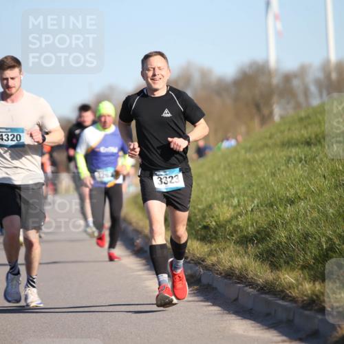 06.04.2025 - 44. Internationalen Wilhelmsburger Insellauf Jannik Wohlers http://msf.ph/oto/7609876 06.04.2025 09:24:18 Laufen 4320, 32624, 3323 meine-sportfotos.de