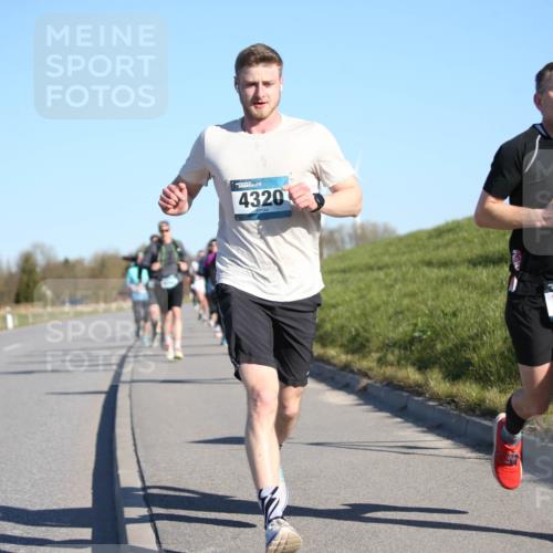 06.04.2025 - 44. Internationalen Wilhelmsburger Insellauf Jannik Wohlers http://msf.ph/oto/7609917 06.04.2025 09:24:21 Laufen 4320, 3823 meine-sportfotos.de