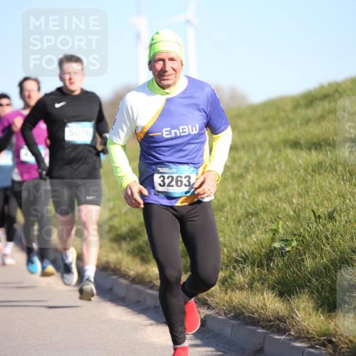 06.04.2025 - 44. Internationalen Wilhelmsburger Insellauf Jannik Wohlers http://msf.ph/oto/7609929 06.04.2025 09:24:23 Laufen 4044, 5076, 3263 meine-sportfotos.de