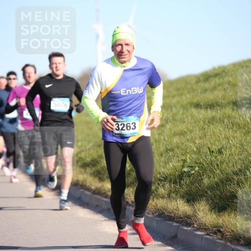 06.04.2025 - 44. Internationalen Wilhelmsburger Insellauf Jannik Wohlers http://msf.ph/oto/7609931 06.04.2025 09:24:23 Laufen 4044, 5076, 3263 meine-sportfotos.de