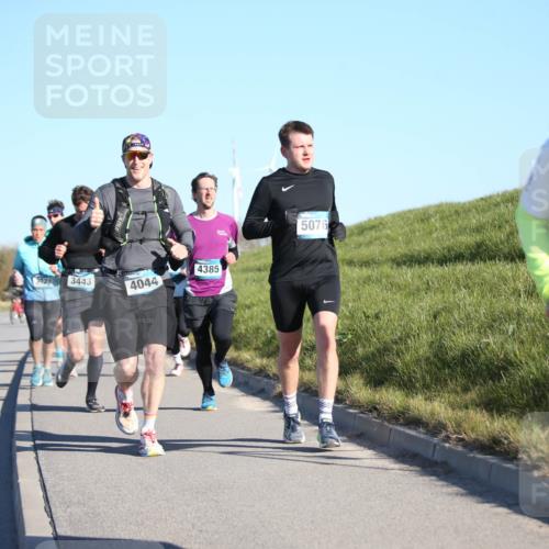 06.04.2025 - 44. Internationalen Wilhelmsburger Insellauf Jannik Wohlers http://msf.ph/oto/7609952 06.04.2025 09:24:25 Laufen 4385, 3443, 4044, 5076, 326 meine-sportfotos.de
