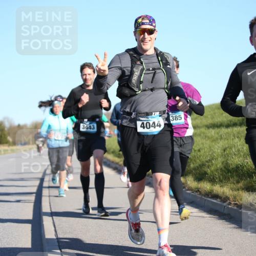 06.04.2025 - 44. Internationalen Wilhelmsburger Insellauf Jannik Wohlers http://msf.ph/oto/7609987 06.04.2025 09:24:26 Laufen 372, 3443, 4044, 385, 5076 meine-sportfotos.de