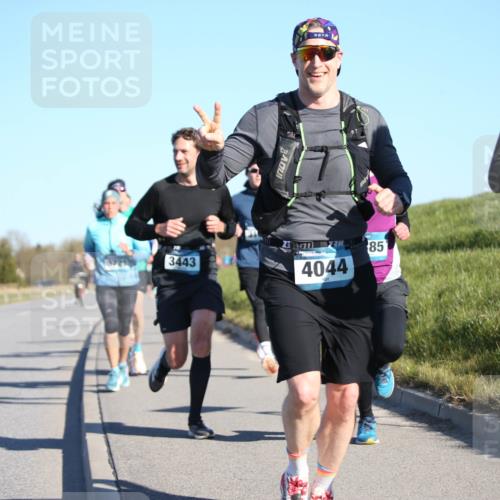 06.04.2025 - 44. Internationalen Wilhelmsburger Insellauf Jannik Wohlers http://msf.ph/oto/7609992 06.04.2025 09:24:26 Laufen 3443, 85, 4044, 307 meine-sportfotos.de