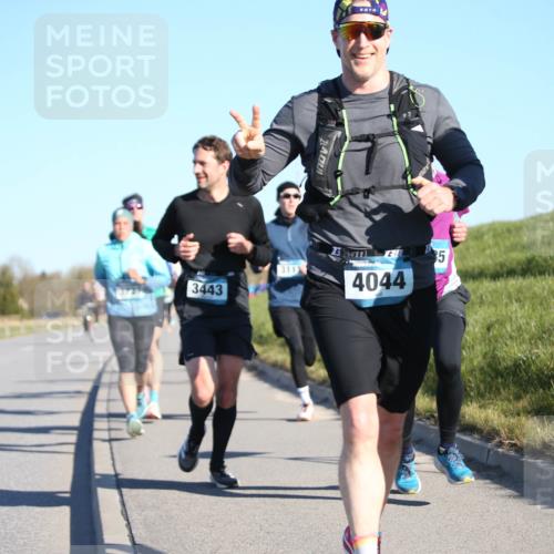 06.04.2025 - 44. Internationalen Wilhelmsburger Insellauf Jannik Wohlers http://msf.ph/oto/7609994 06.04.2025 09:24:26 Laufen 311, 3443, 4044, 5 meine-sportfotos.de