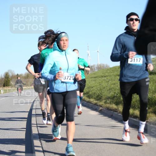 06.04.2025 - 44. Internationalen Wilhelmsburger Insellauf Jannik Wohlers http://msf.ph/oto/7610044 06.04.2025 09:24:28 Laufen 74, 3721, 13, 3117, 34 meine-sportfotos.de