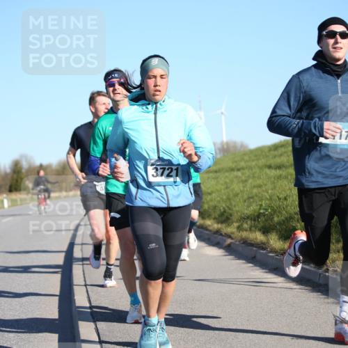 06.04.2025 - 44. Internationalen Wilhelmsburger Insellauf Jannik Wohlers http://msf.ph/oto/7610048 06.04.2025 09:24:28 Laufen 3721, 17 meine-sportfotos.de
