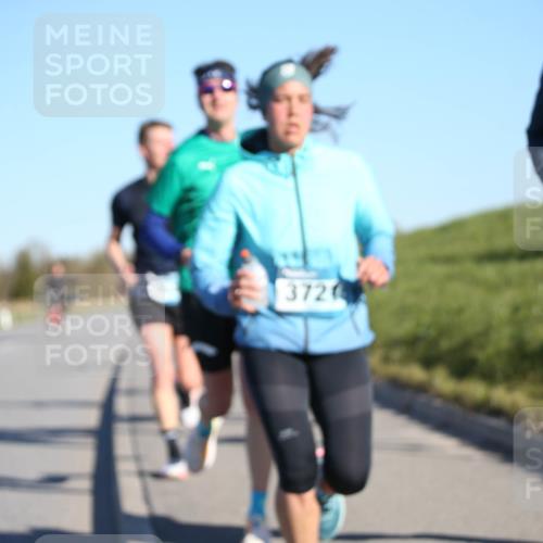 06.04.2025 - 44. Internationalen Wilhelmsburger Insellauf Jannik Wohlers http://msf.ph/oto/7610056 06.04.2025 09:24:29 Laufen 372, 3117 meine-sportfotos.de