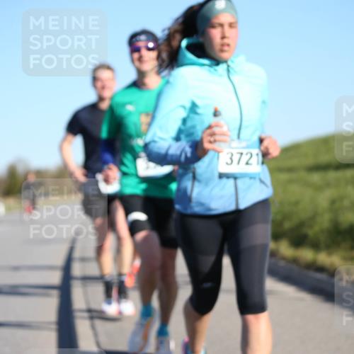 06.04.2025 - 44. Internationalen Wilhelmsburger Insellauf Jannik Wohlers http://msf.ph/oto/7610060 06.04.2025 09:24:29 Laufen 3721 meine-sportfotos.de