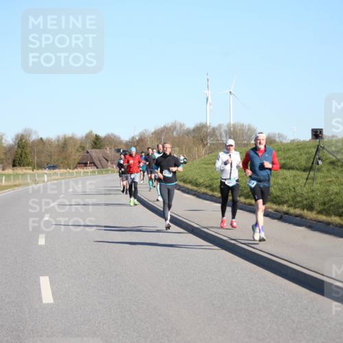 06.04.2025 - 44. Internationalen Wilhelmsburger Insellauf Jannik Wohlers http://msf.ph/oto/7610131 06.04.2025 09:25:28 Laufen 4189, 4602 meine-sportfotos.de