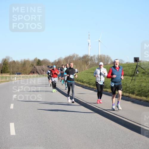 06.04.2025 - 44. Internationalen Wilhelmsburger Insellauf Jannik Wohlers http://msf.ph/oto/7610134 06.04.2025 09:25:28 Laufen 4602, 19 meine-sportfotos.de