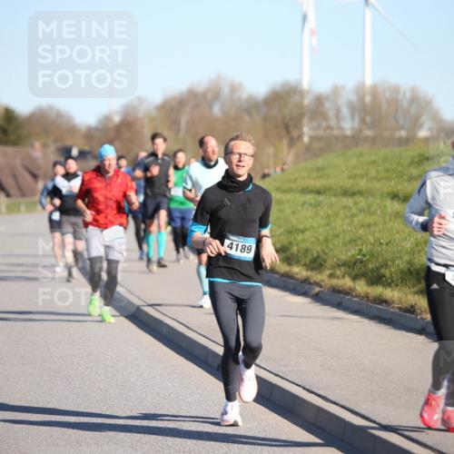 06.04.2025 - 44. Internationalen Wilhelmsburger Insellauf Jannik Wohlers http://msf.ph/oto/7610149 06.04.2025 09:25:29 Laufen 4189, 4602 meine-sportfotos.de