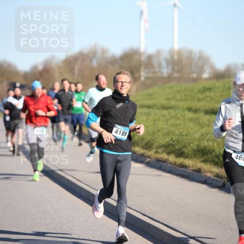 06.04.2025 - 44. Internationalen Wilhelmsburger Insellauf Jannik Wohlers http://msf.ph/oto/7610157 06.04.2025 09:25:30 Laufen 4189, 3544, 4602 meine-sportfotos.de