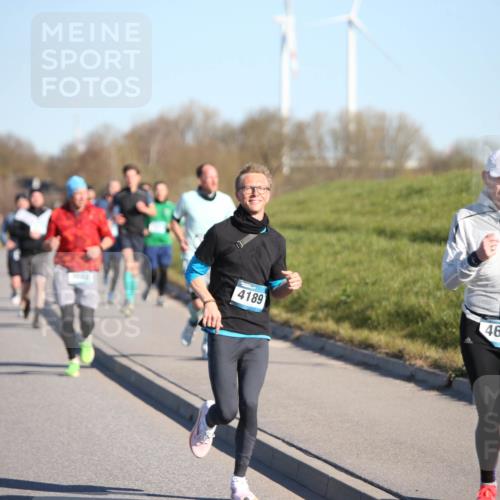06.04.2025 - 44. Internationalen Wilhelmsburger Insellauf Jannik Wohlers http://msf.ph/oto/7610159 06.04.2025 09:25:30 Laufen 4602, 4189 meine-sportfotos.de