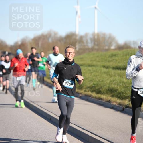 06.04.2025 - 44. Internationalen Wilhelmsburger Insellauf Jannik Wohlers http://msf.ph/oto/7610161 06.04.2025 09:25:30 Laufen 10, 4189, 4602 meine-sportfotos.de
