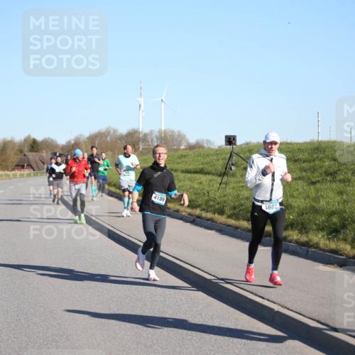 06.04.2025 - 44. Internationalen Wilhelmsburger Insellauf Jannik Wohlers http://msf.ph/oto/7610166 06.04.2025 09:25:31 Laufen 4189, 4602, 3019 meine-sportfotos.de
