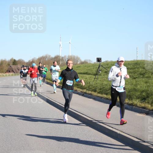 06.04.2025 - 44. Internationalen Wilhelmsburger Insellauf Jannik Wohlers http://msf.ph/oto/7610168 06.04.2025 09:25:31 Laufen 4189, 4602, 3019 meine-sportfotos.de