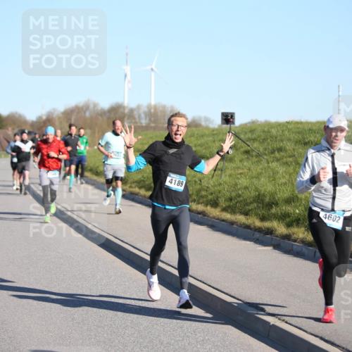 06.04.2025 - 44. Internationalen Wilhelmsburger Insellauf Jannik Wohlers http://msf.ph/oto/7610170 06.04.2025 09:25:31 Laufen 4189, 4602 meine-sportfotos.de