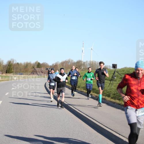 06.04.2025 - 44. Internationalen Wilhelmsburger Insellauf Jannik Wohlers http://msf.ph/oto/7610234 06.04.2025 09:25:36 Laufen 3747, 3588 meine-sportfotos.de