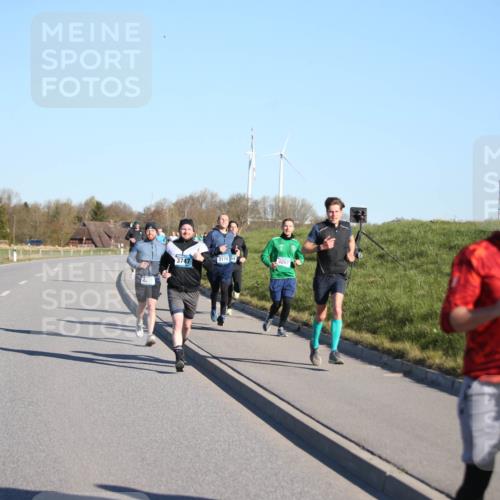 06.04.2025 - 44. Internationalen Wilhelmsburger Insellauf Jannik Wohlers http://msf.ph/oto/7610239 06.04.2025 09:25:36 Laufen 3747, 3174, 34, 3267, 3588 meine-sportfotos.de