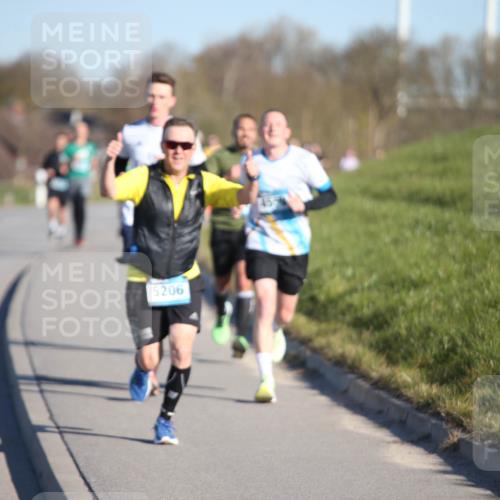 06.04.2025 - 44. Internationalen Wilhelmsburger Insellauf Jannik Wohlers http://msf.ph/oto/7610353 06.04.2025 09:25:51 Laufen 5206 meine-sportfotos.de
